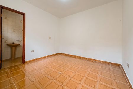 Casa para alugar com 220m², 4 quartos e 3 vagas Casa para alugar com 220m², 4 quartos e 3 vagasEdícula - Suíte