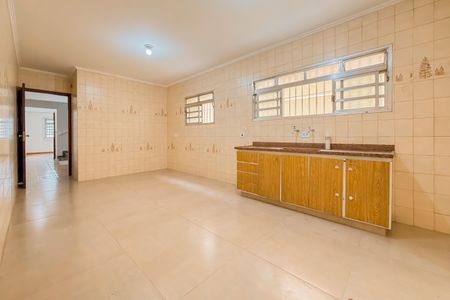Casa para alugar com 220m², 4 quartos e 3 vagas Casa para alugar com 220m², 4 quartos e 3 vagasCozinha