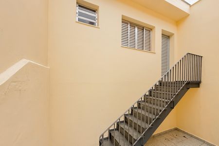 Casa para alugar com 220m², 4 quartos e 3 vagas Casa para alugar com 220m², 4 quartos e 3 vagasEdícula