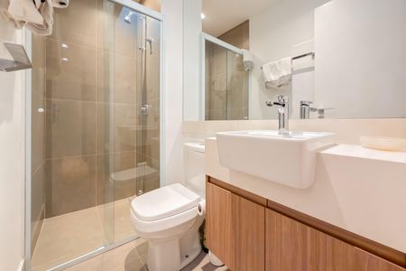 Casa de condomínio para alugar com 110m², 2 quartos e 2 vagasBanheiro da Suíte 1