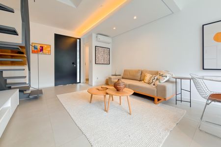 Casa de condomínio para alugar com 110m², 2 quartos e 2 vagasSala