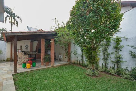 Casa à venda com 350m², 4 quartos e 3 vagas Casa à venda com 350m², 4 quartos e 3 vagasJardim