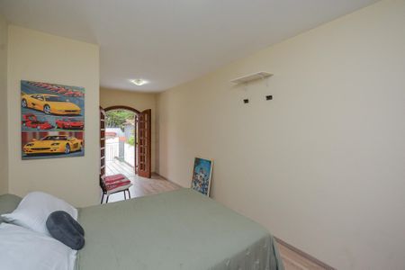 Casa à venda com 350m², 4 quartos e 3 vagas Casa à venda com 350m², 4 quartos e 3 vagasSuite 4