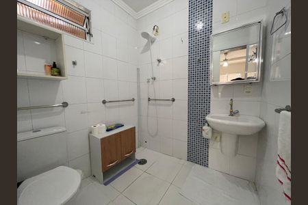 Casa à venda com 120m², 3 quartos e 2 vagasBanheiro 1