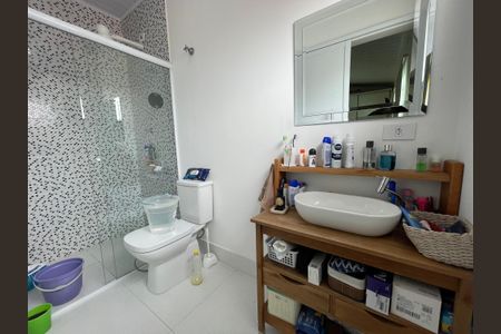 Casa à venda com 120m², 3 quartos e 2 vagasBanheiro 4