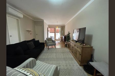 Casa à venda com 120m², 3 quartos e 2 vagasSala