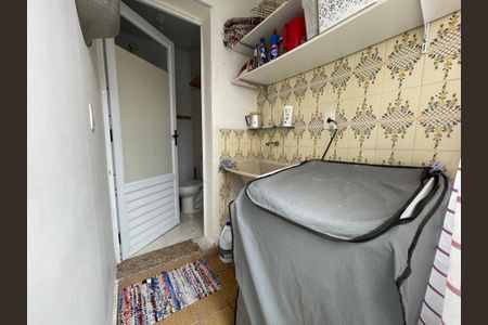 Casa à venda com 120m², 3 quartos e 2 vagasÁrea de Serviço