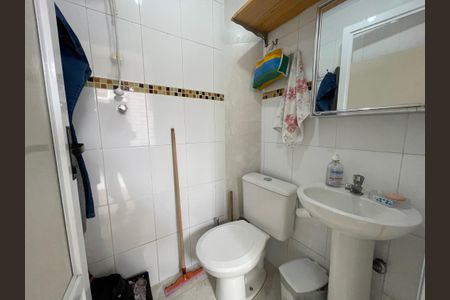 Casa à venda com 120m², 3 quartos e 2 vagasBanheiro 3