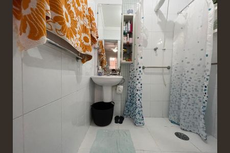 Casa à venda com 120m², 3 quartos e 2 vagasBanheiro 3