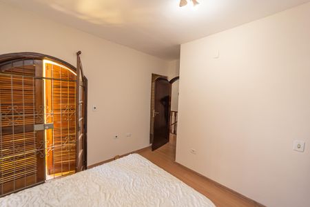 Casa à venda com 114m², 4 quartos e 1 vagaQuarto 3