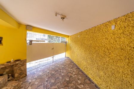 Casa à venda com 114m², 4 quartos e 1 vagaGaragem