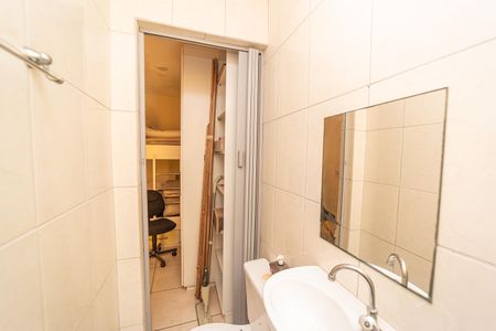 Casa à venda com 114m², 4 quartos e 1 vagaBanheiro do quarto 4