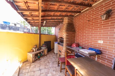 Casa à venda com 114m², 4 quartos e 1 vagaÁrea gourmet