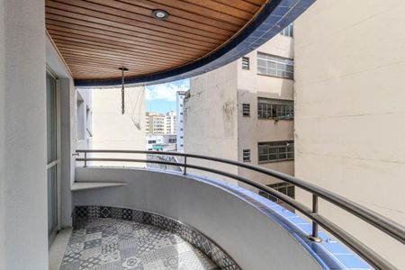 Apartamento para alugar com 50m², 2 quartos e 1 vagaVaranda