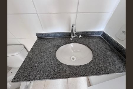Apartamento à venda com 52m², 2 quartos e 1 vagaSuíte - Banheiro