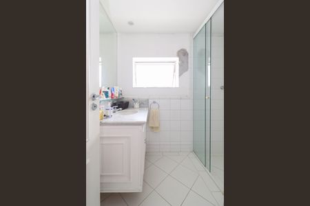 Apartamento à venda com 132m², 2 quartos e 2 vagas Apartamento à venda com 132m², 2 quartos e 2 vagasBanheiro