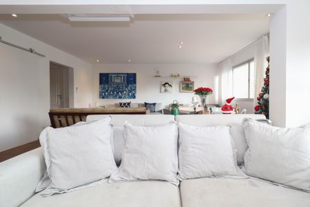 Apartamento à venda com 132m², 2 quartos e 2 vagas Apartamento à venda com 132m², 2 quartos e 2 vagasSala