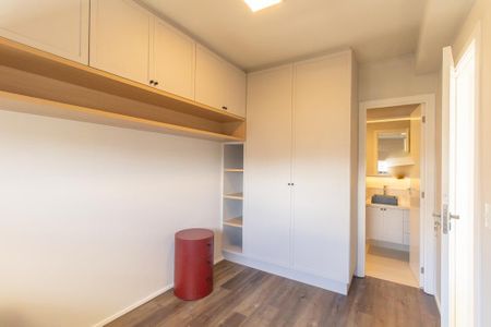 Quarto Suíte de apartamento para alugar com 1 quarto, 35m² em Água Verde, Curitiba