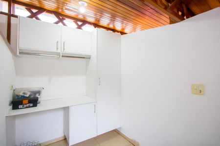 Apartamento à venda com 120m², 3 quartos e 2 vagas Apartamento à venda com 120m², 3 quartos e 2 vagasÁrea de serviço