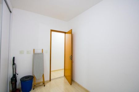 Apartamento à venda com 120m², 3 quartos e 2 vagas Apartamento à venda com 120m², 3 quartos e 2 vagasQuarto 2