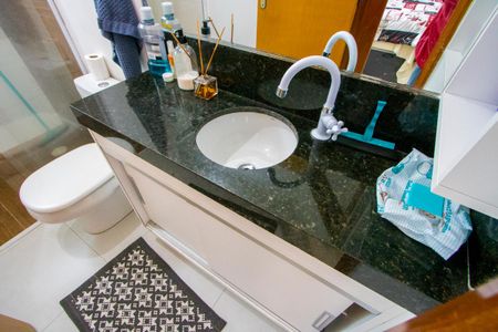 Apartamento à venda com 120m², 3 quartos e 2 vagas Apartamento à venda com 120m², 3 quartos e 2 vagasBanheiro do quarto 1