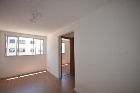 Apartamento para alugar com 45m², 2 quartos e 1 vagaSala