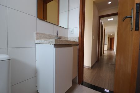 Apartamento à venda com 62m², 2 quartos e 2 vagasBanheiro Quarto 1 suíte