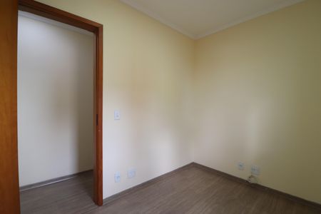 Apartamento à venda com 62m², 2 quartos e 2 vagasQuarto 2