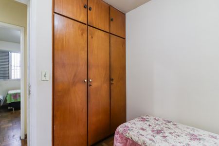 Apartamento à venda com 76m², 3 quartos e 1 vagaQuarto 2