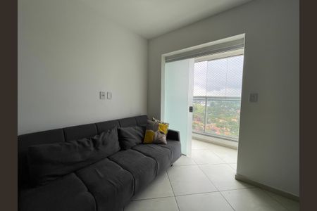 Sala de apartamento para alugar com 3 quartos, 64m² em Jardim Marilu, Cotia