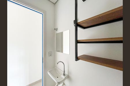 Apartamento para alugar com 28m², 1 quarto e sem vaga Apartamento para alugar com 28m², 1 quarto e sem vagaBanheiro