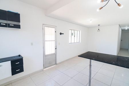 Sala/Cozinha de casa à venda com 2 quartos, 115m² em Vila Campestre, São Paulo