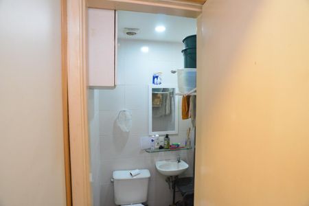 Apartamento para alugar com 190m², 3 quartos e 3 vagasBanheiro de Serviço