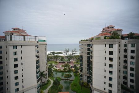 Apartamento para alugar com 190m², 3 quartos e 3 vagasVaranda