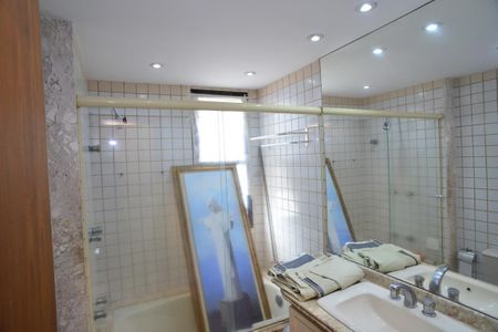 Apartamento para alugar com 190m², 3 quartos e 3 vagasBanherio Suíte Principal