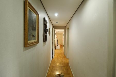 Apartamento à venda com 101m², 3 quartos e 1 vagaCorredor