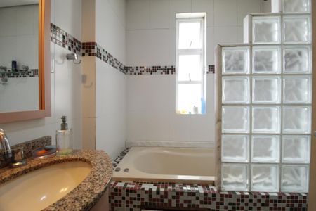 Apartamento à venda com 101m², 3 quartos e 1 vagaBanheiro