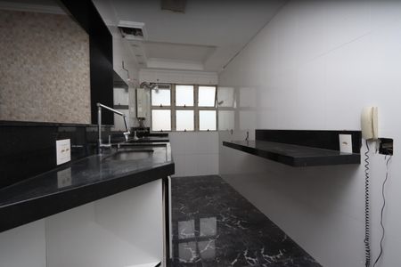 Apartamento à venda com 64m², 2 quartos e 1 vagaCozinha