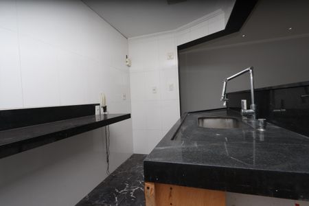 Apartamento à venda com 64m², 2 quartos e 1 vagaCozinha