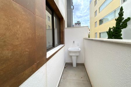 Apartamento para alugar com 134m², 2 quartos e 2 vagasÁrea de Serviço