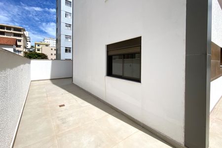 Apartamento para alugar com 134m², 2 quartos e 2 vagasVaranda