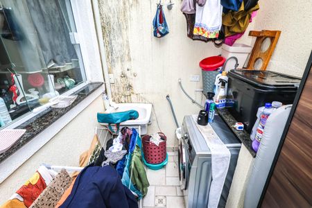 Casa à venda com 104m², 3 quartos e 1 vagaÁrea de Serviço