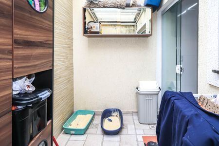 Casa à venda com 104m², 3 quartos e 1 vagaÁrea de Serviço