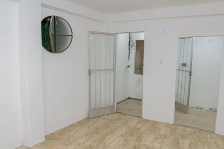 Sala de kitnet/studio para alugar com 1 quarto, 30m² em Campo Grande, Rio de Janeiro