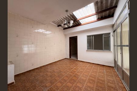 Casa à venda com 181m², 3 quartos e 3 vagas Casa à venda com 181m², 3 quartos e 3 vagasSala de Jantar