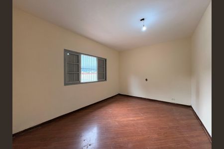 Casa à venda com 181m², 3 quartos e 3 vagas Casa à venda com 181m², 3 quartos e 3 vagasQuarto 2