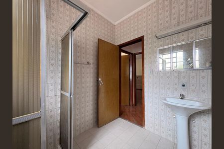 Casa à venda com 181m², 3 quartos e 3 vagas Casa à venda com 181m², 3 quartos e 3 vagasBanheiro