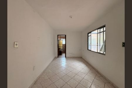 Casa à venda com 181m², 3 quartos e 3 vagas Casa à venda com 181m², 3 quartos e 3 vagasSuite