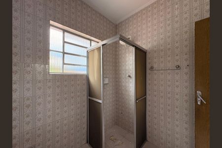 Casa à venda com 181m², 3 quartos e 3 vagas Casa à venda com 181m², 3 quartos e 3 vagasBanheiro