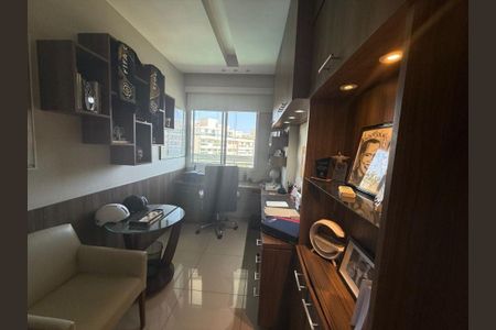 Apartamento à venda com 4 quartos, 132m² em Camboinhas, Niterói